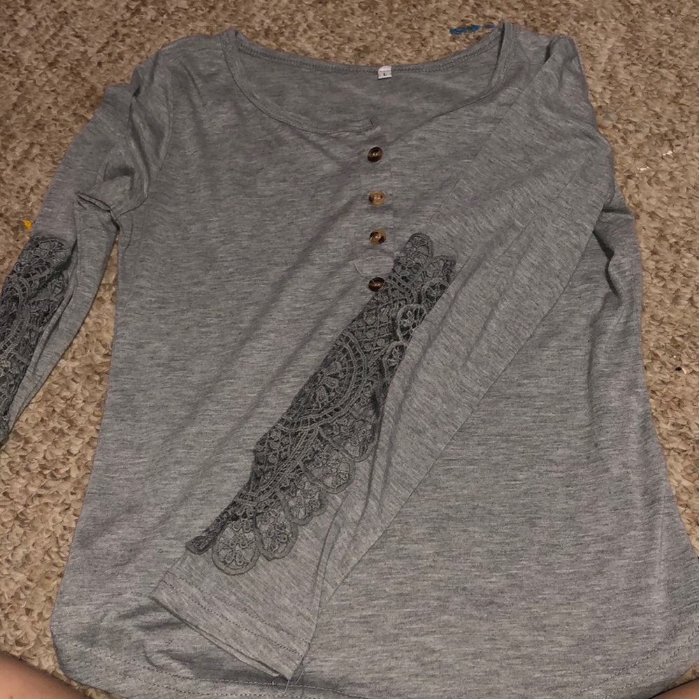 Boutique long sleeve tee